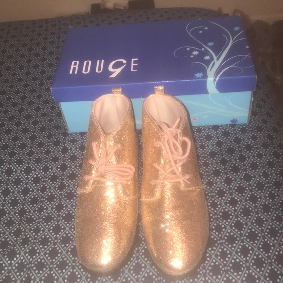 Rouge( Rainbow Shops) Casual shoe - Picture 1 of 4